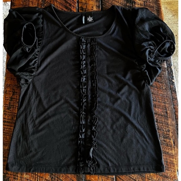 Womens New Directions Short sleeve black top with puff flirty sleeves top - Picture 3 of 9